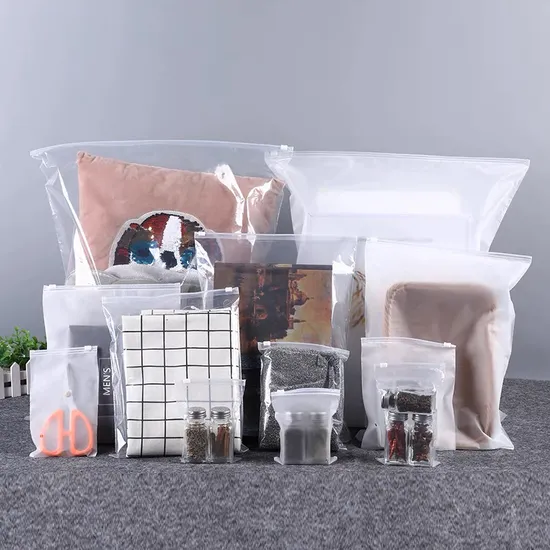 Bolsa de plástico Ziplock de fabricación personalizada de diseño gratuito con logotipo T